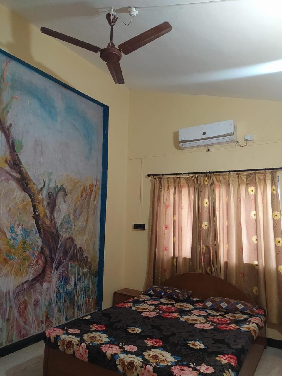 Hill Top Villa Panchgani Ruang foto